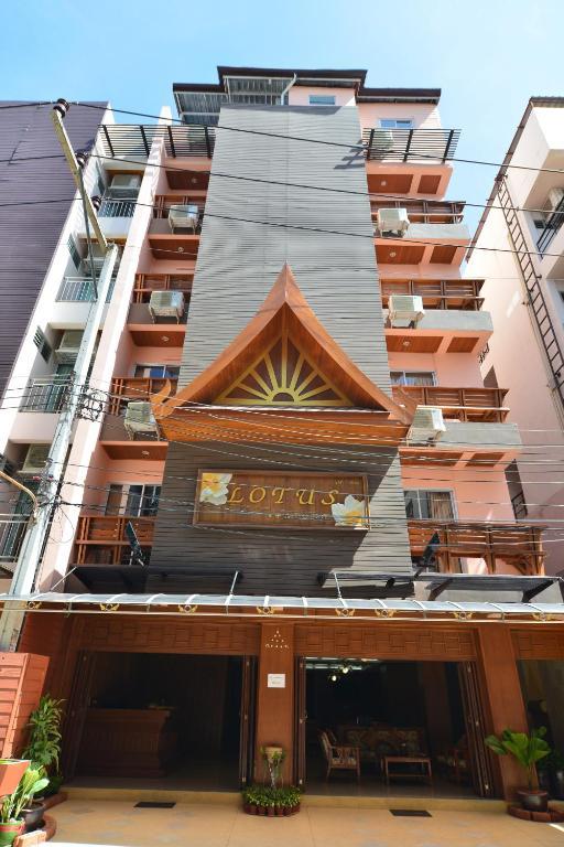 Lotus Hotel Patong Extérieur photo